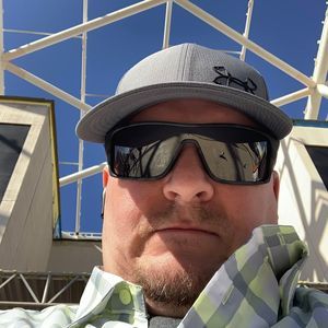 Meet your Posher, Jj